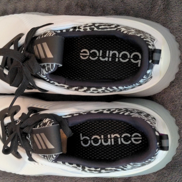 Adidas Alphabounce - Picture 4 of 5